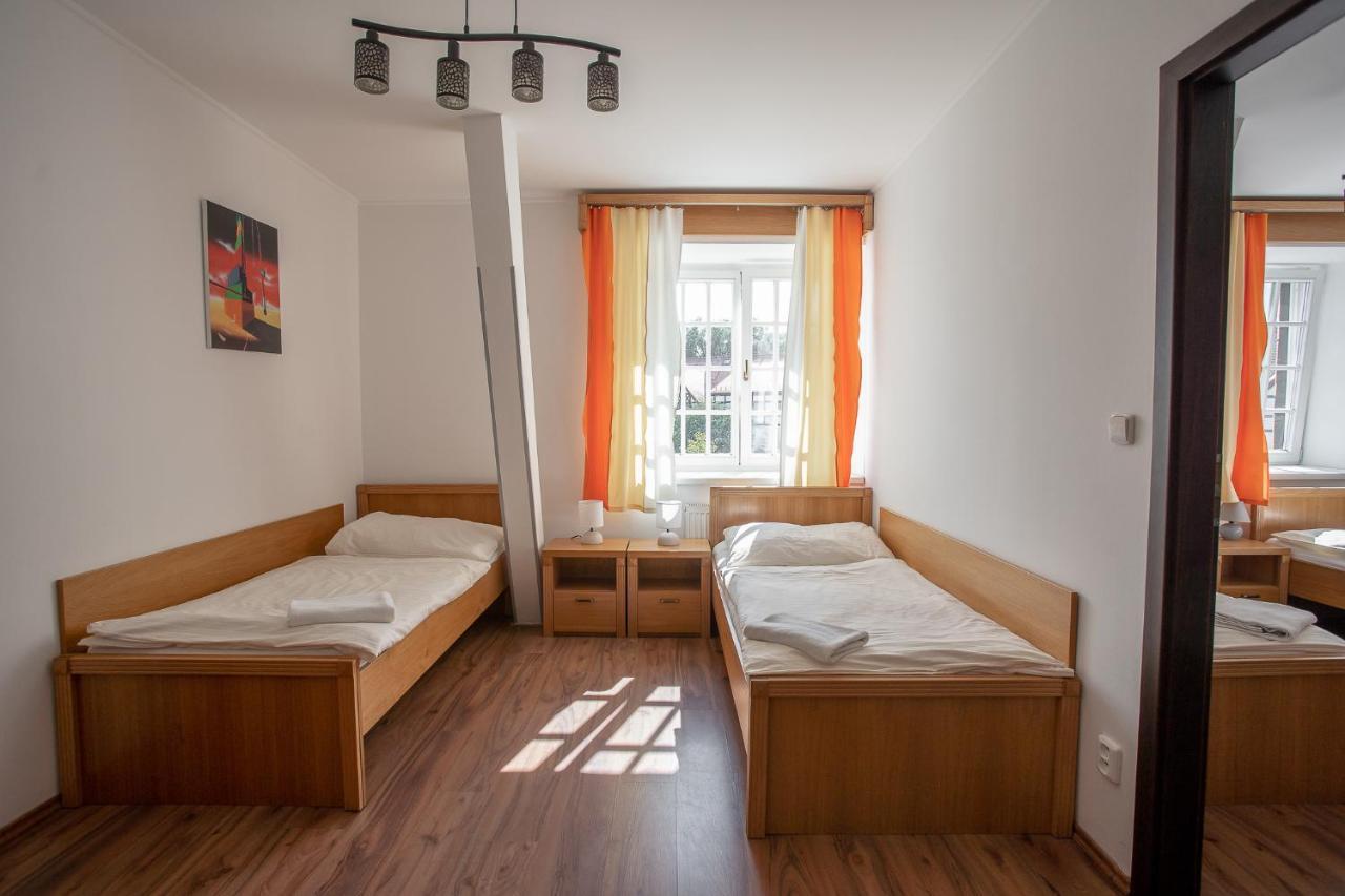Penzion Statek Bernard Královské Poříčí Habitación foto