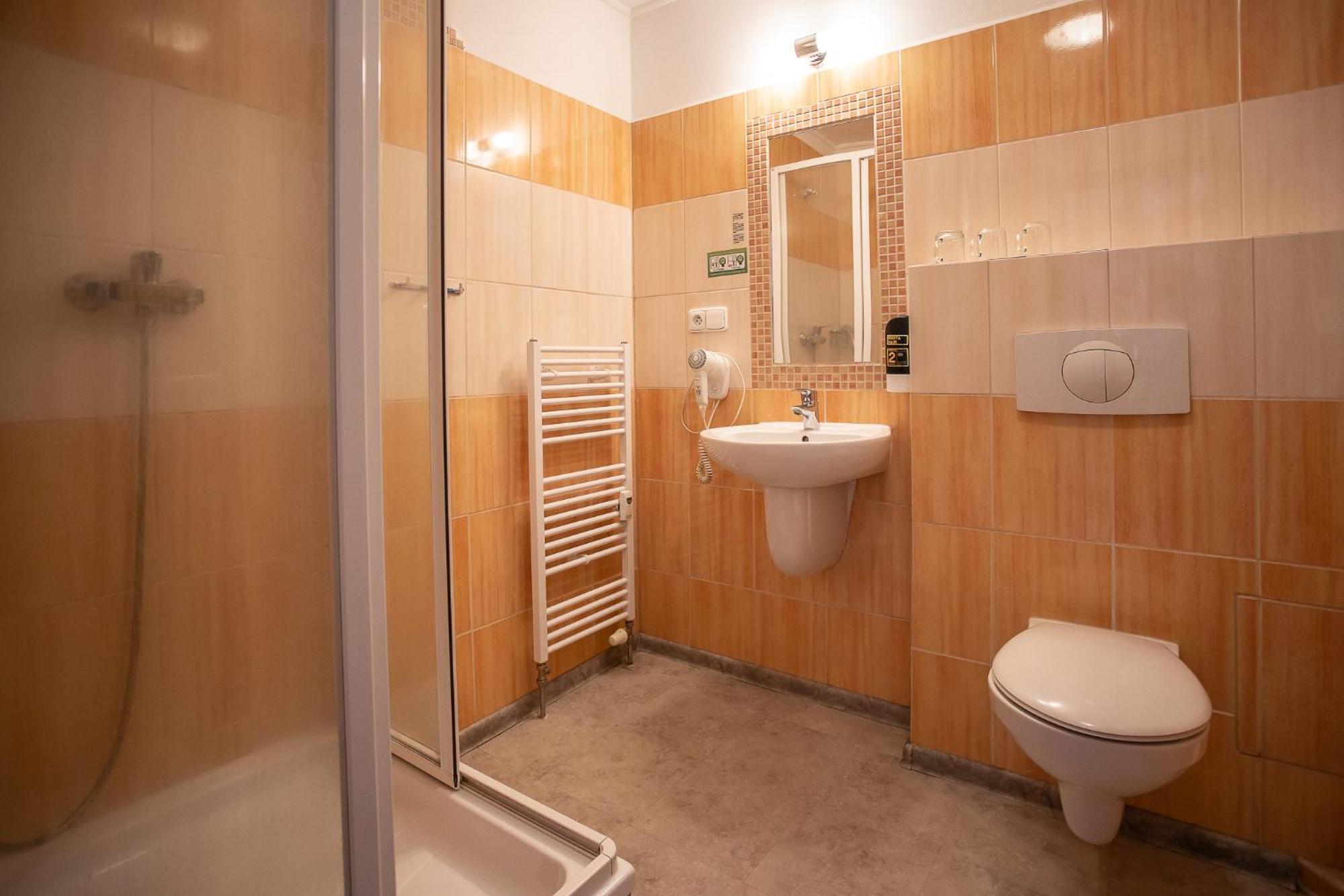 Penzion Statek Bernard Královské Poříčí Habitación foto