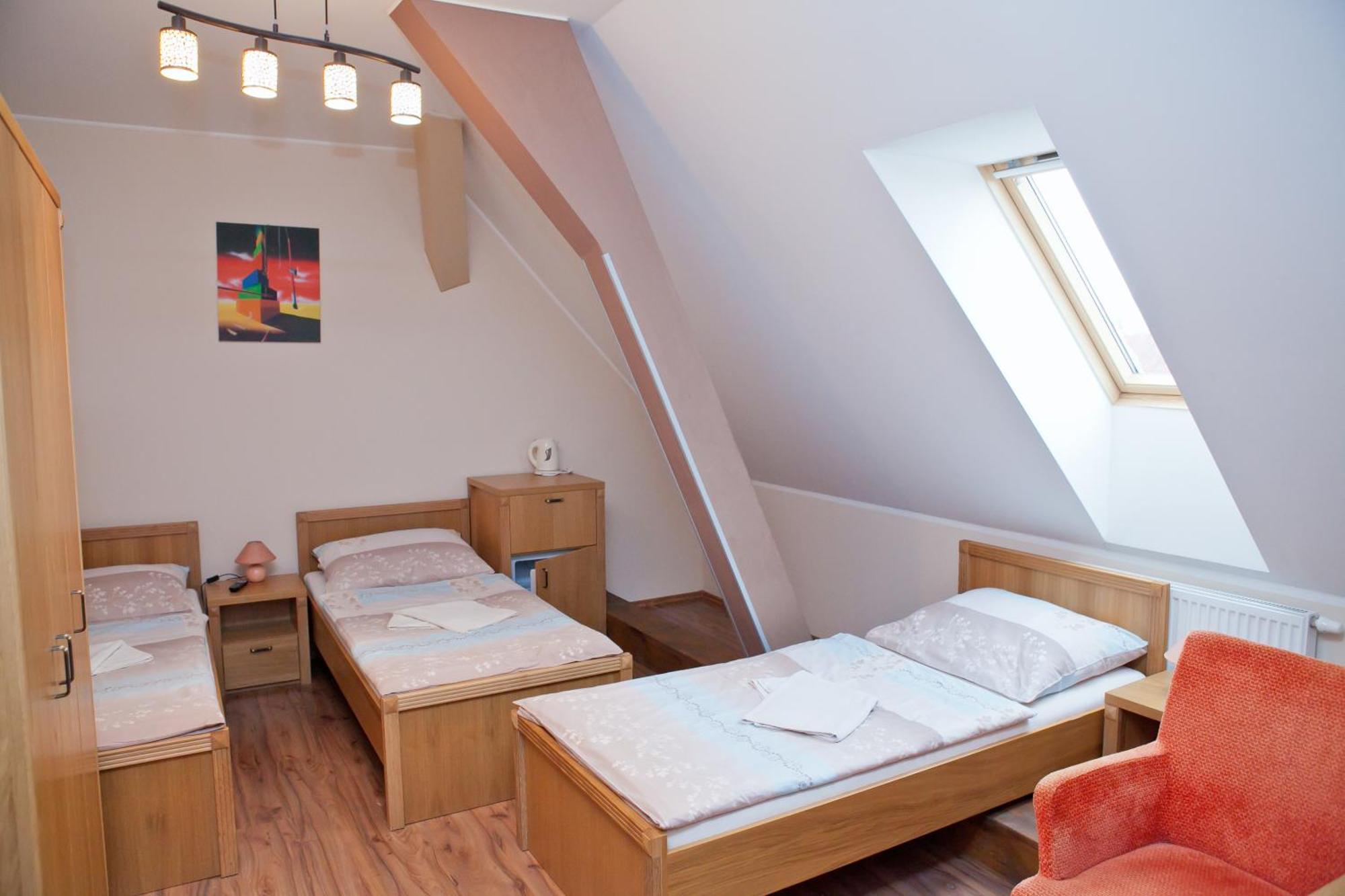 Penzion Statek Bernard Královské Poříčí Habitación foto