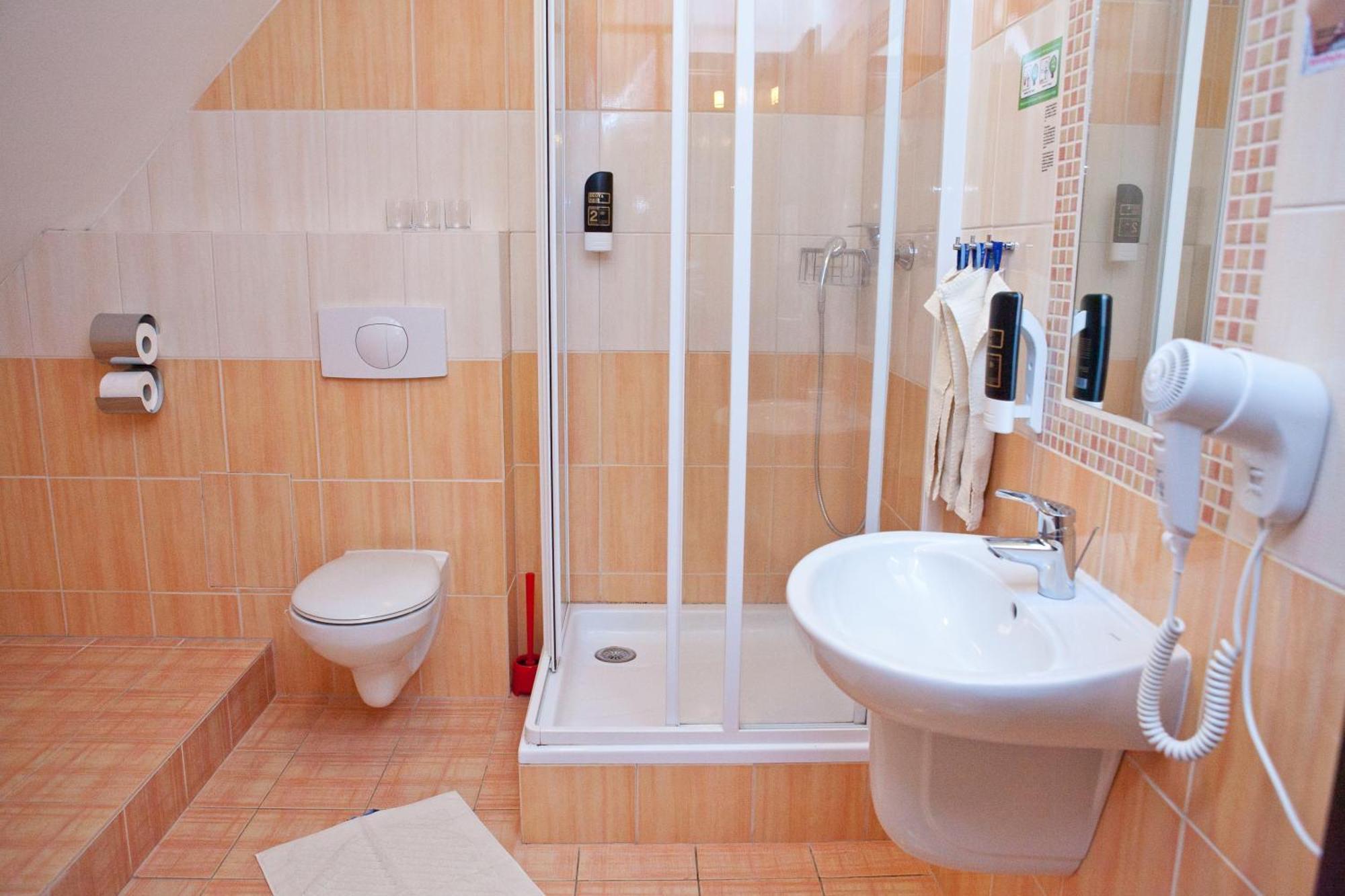 Penzion Statek Bernard Královské Poříčí Habitación foto