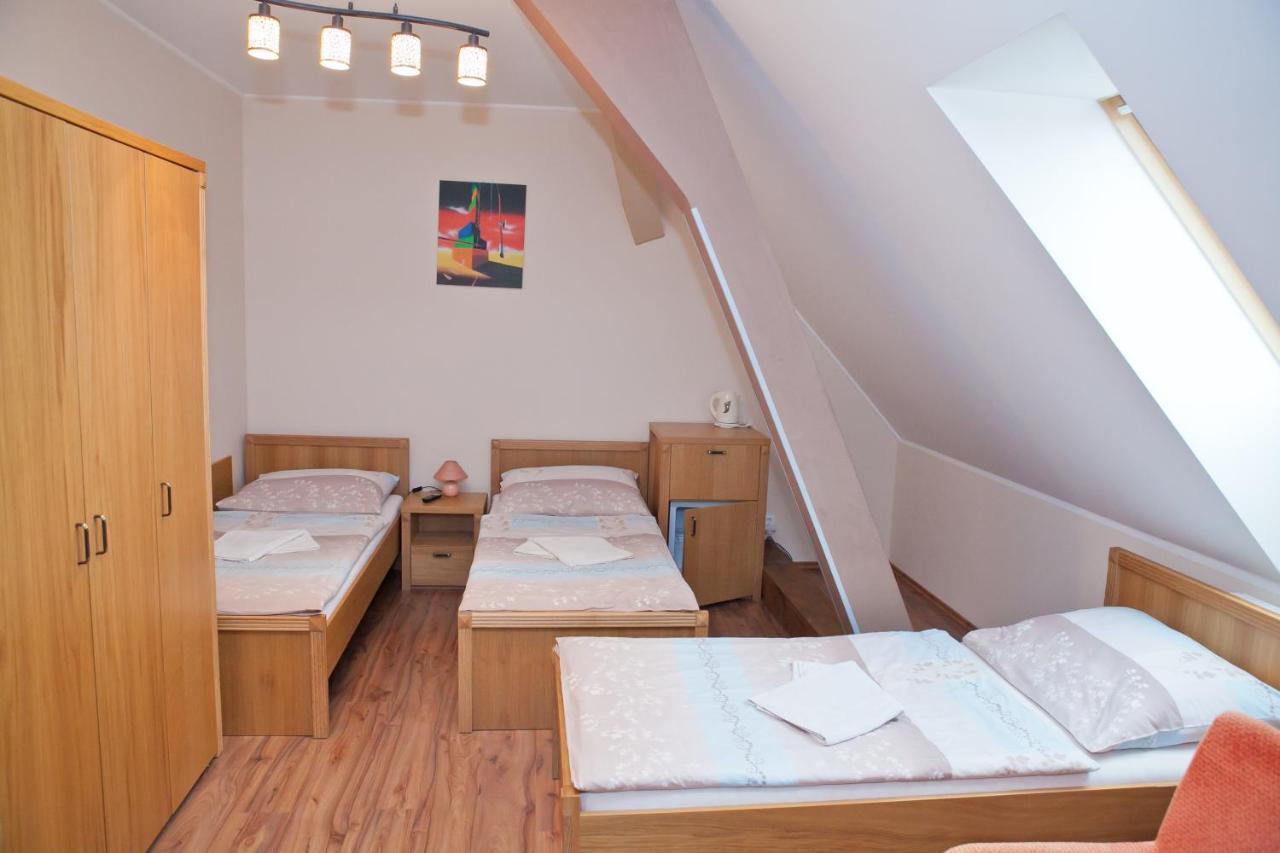 Penzion Statek Bernard Královské Poříčí Habitación foto